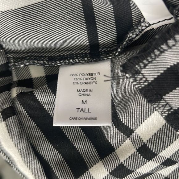 New York & Company Gabrielle Union Romper - Picture 5 of 6